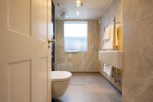 The Mayfair Suite II image 13