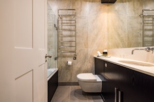 The Mayfair Suite II image 6
