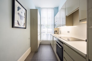 The Mayfair Suite II image 5