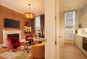 The Mayfair Suite II image 3