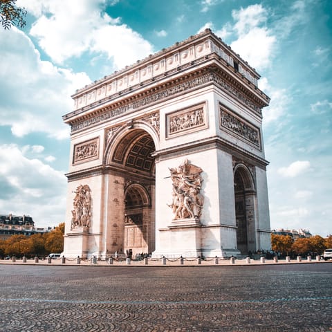 Walk just twelve minutes to admire the Arc de Triomphe
