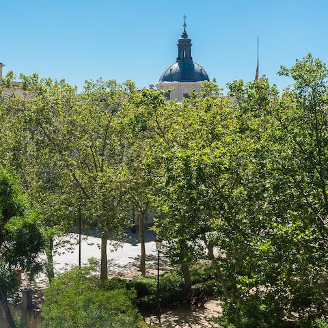 Take in the views of the Plaza Villa de París from this home