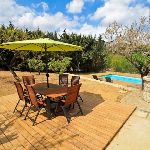 Enjoy an alfresco meal