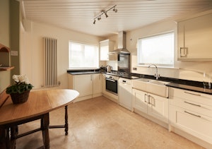 Woodview image 9