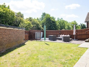 Hastings Hideaway image 14