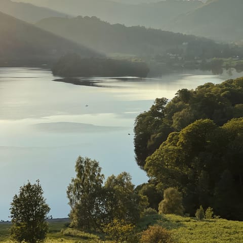 Take the thirty-minute drive into Grasmere and picnic by the lake