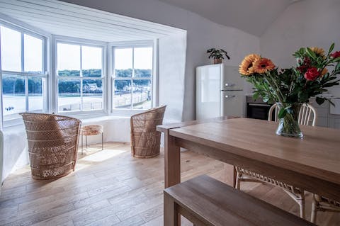 Enjoy a gorgeous view of Dale's busy beachfront through your bay window