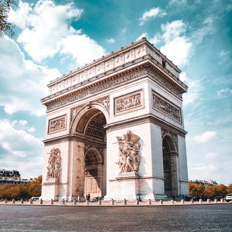 Travel just fifteen minutes on the RER to visit the Arc de Triomphe