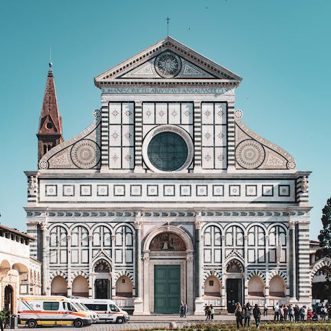 Find yourself in the heart of Florence, surrounded by history