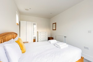Crystal Comfort image 10
