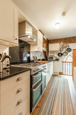 Sanctuary by the Sea image 6