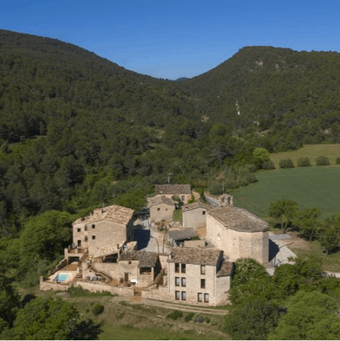 Stay in this unique apartment complex surrounded by the stunning natural beauty of the Catalan countryside 
