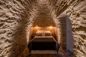 Graceful Stone image 11