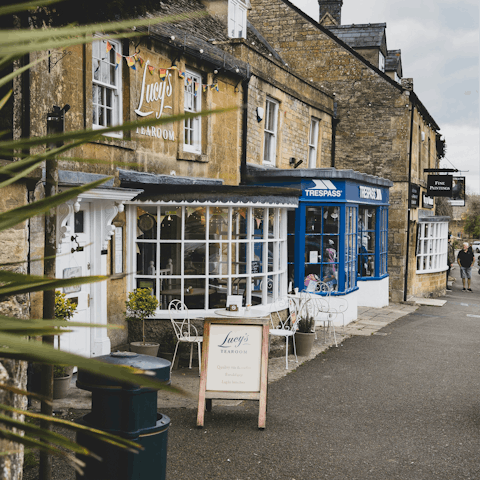 Stay in the heart of Stow-on-the-Wold, close to all the amenities