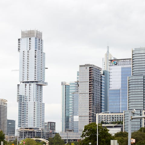 Hop in the car and cruise seven minutes to Downtown Austin