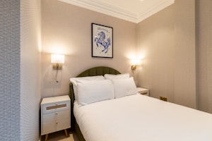Luxe London image 10