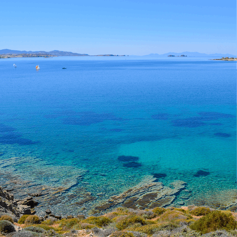 For the greatest snorkelling spot on the island, take a 37-minute drive to Kolymbithres Beach