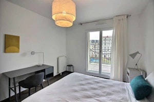 Balcony Vista image 7