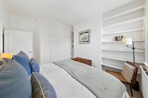West London Abode image 9