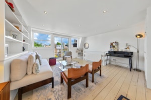 West London Abode image 7