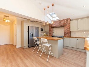The Chessington Retreat image 5