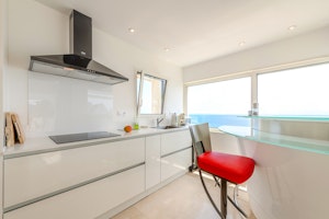 Ocean View Gem image 13
