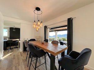 Southern Beauty image 9
