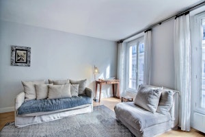 Avenue View image 1