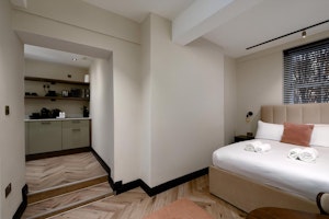The Euston Studio image 9
