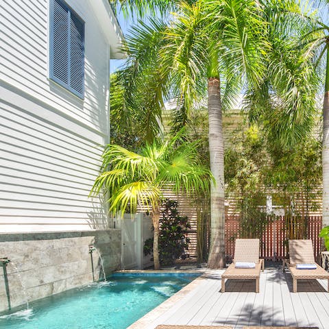 Plunge into your saline oasis in total privacy