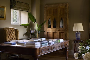 Cedar Court image 11