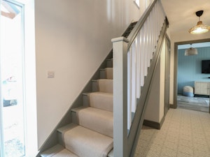 Cromer Contemporary image 8