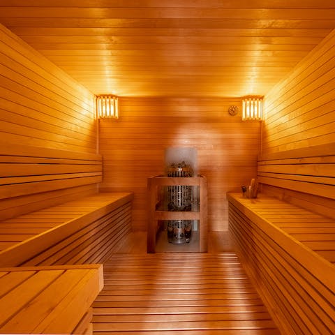 Treat yourself to a detox in the sauna with room for all ten of you