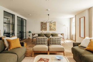 Pimlico Rose image 8