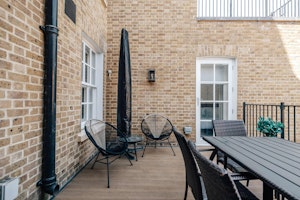 Pimlico Rose image 6