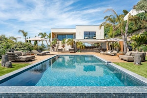 Almanarre Blue image 1