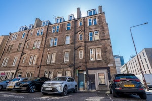 Edinburgh Reverie image 10