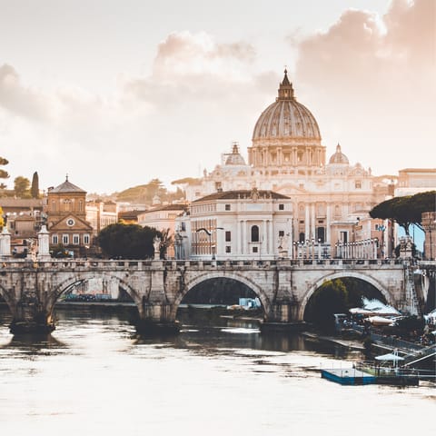 Spend a day seeing the sights of Rome – it's only a thirty-minute drive