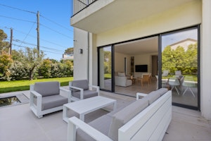 French Riviera Abode image 8