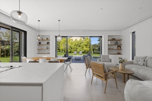French Riviera Abode image 5
