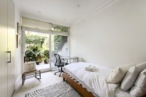 Ivy & Portobello image 11