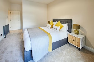 Lakeside Charm image 9