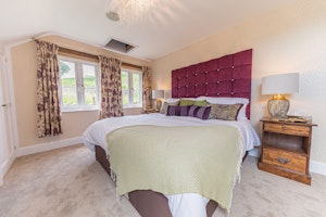 Herbaceous Hideaway image 11
