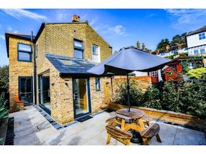 Leigh-on-Sea Living image 12