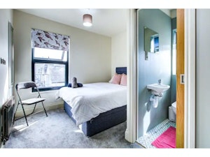 Leigh-on-Sea Living image 9