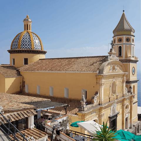 Admire historic buildings like the Church of Saint Gennaro – it only takes a few minutes to walk there