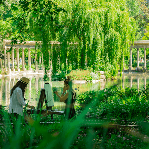 Start your morning with a stroll through the nearby Parc Monceau