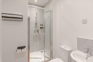 Redland Nook image 3