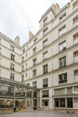 Boulevard of Parisian Dreams image 6