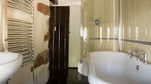 A Stay At The Farmhouse image 7